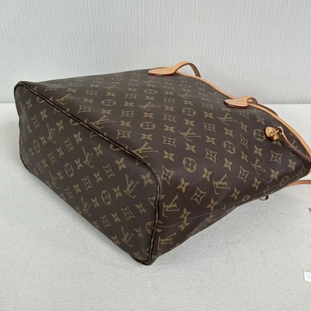 Louis Vuitton Women Pre-Loved Bag Very Good Condition